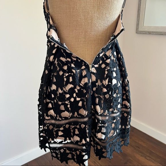 🏷️ SOLD Black & Nude Lace Cutout Mini Dress - Picture 5 of 10